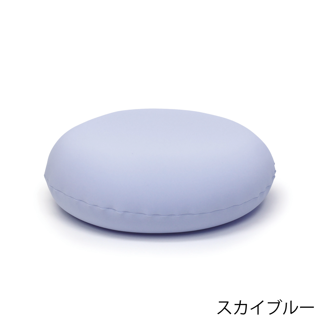 雲にさわる夢クッション